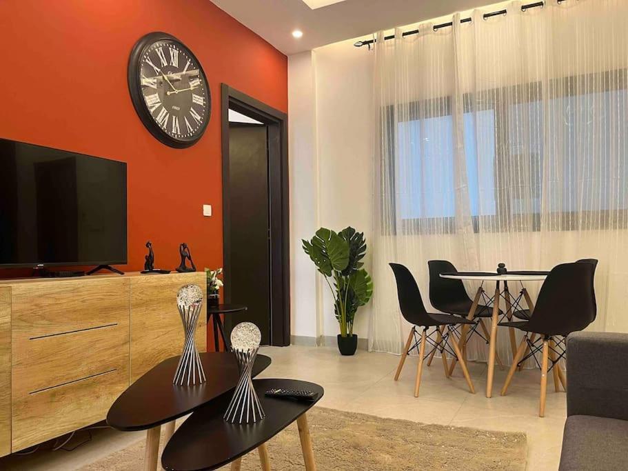 Luxueux - 2 Pieces Ou 4 Pieces - Quartiers Prises D'almadies Et Ngor