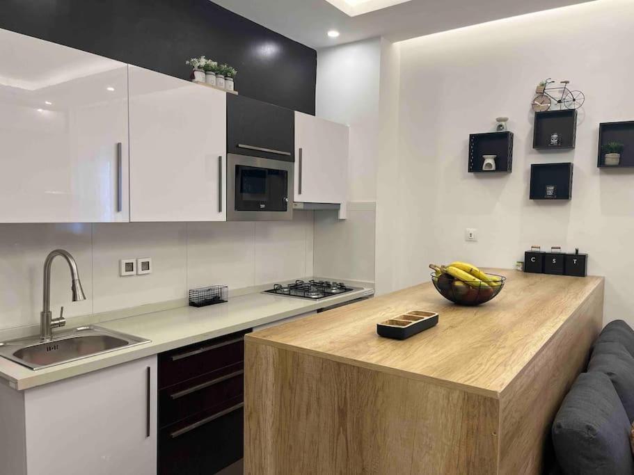Luxueux - 2 Pieces Ou 4 Pieces - Quartiers Prises D'almadies Et Ngor