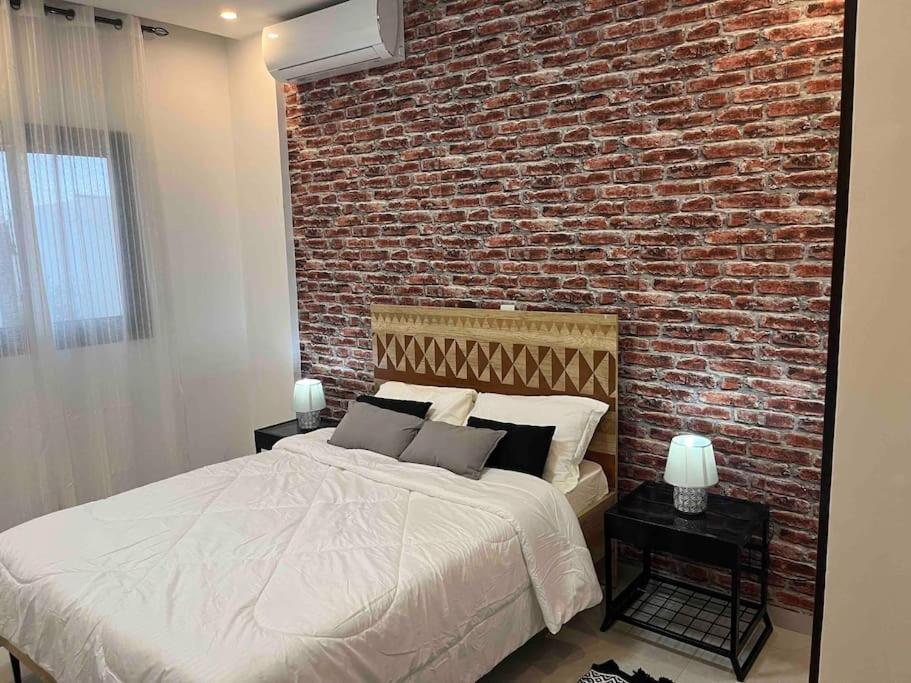 Luxueux - 2 Pieces Ou 4 Pieces - Quartiers Prises D'almadies Et Ngor