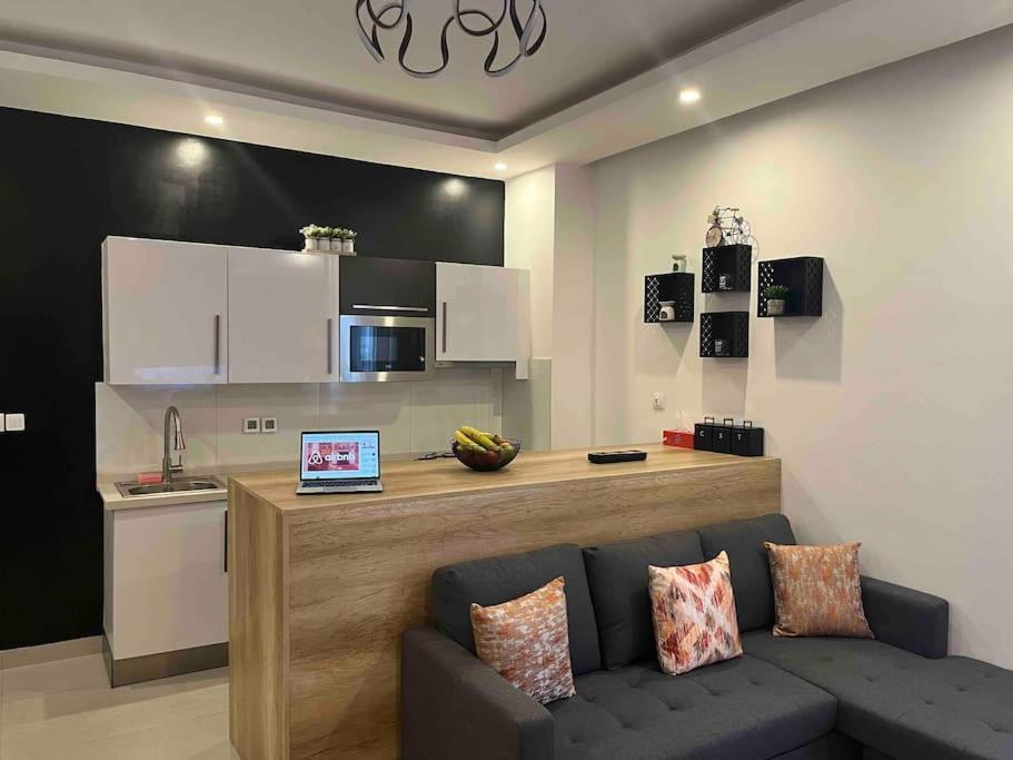 Luxueux - 2 Pieces Ou 4 Pieces - Quartiers Prises D'almadies Et Ngor