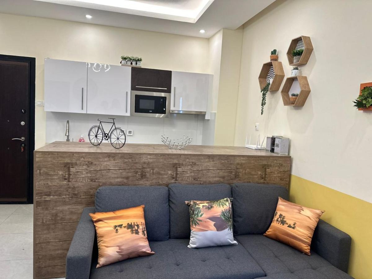 Luxueux - 2 Pieces Ou 4 Pieces - Quartiers Prises D'almadies Et Ngor