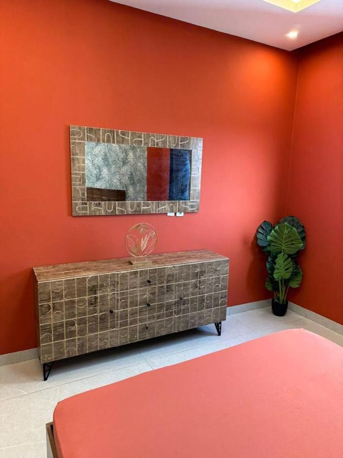 Apartment Luxueux - 2 Pieces Ou 4 Pieces - Quartiers Prises D'almadies Et Ngor