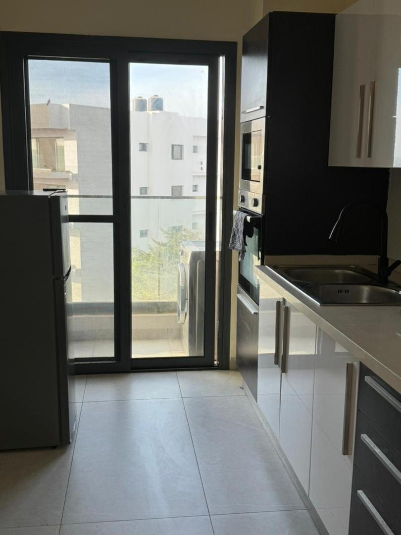 Luxueux - 2 Pieces Ou 4 Pieces - Quartiers Prises D'almadies Et Ngor
