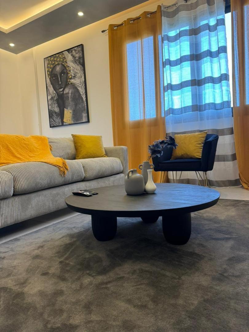 Luxueux - 2 Pieces Ou 4 Pieces - Quartiers Prises D'almadies Et Ngor