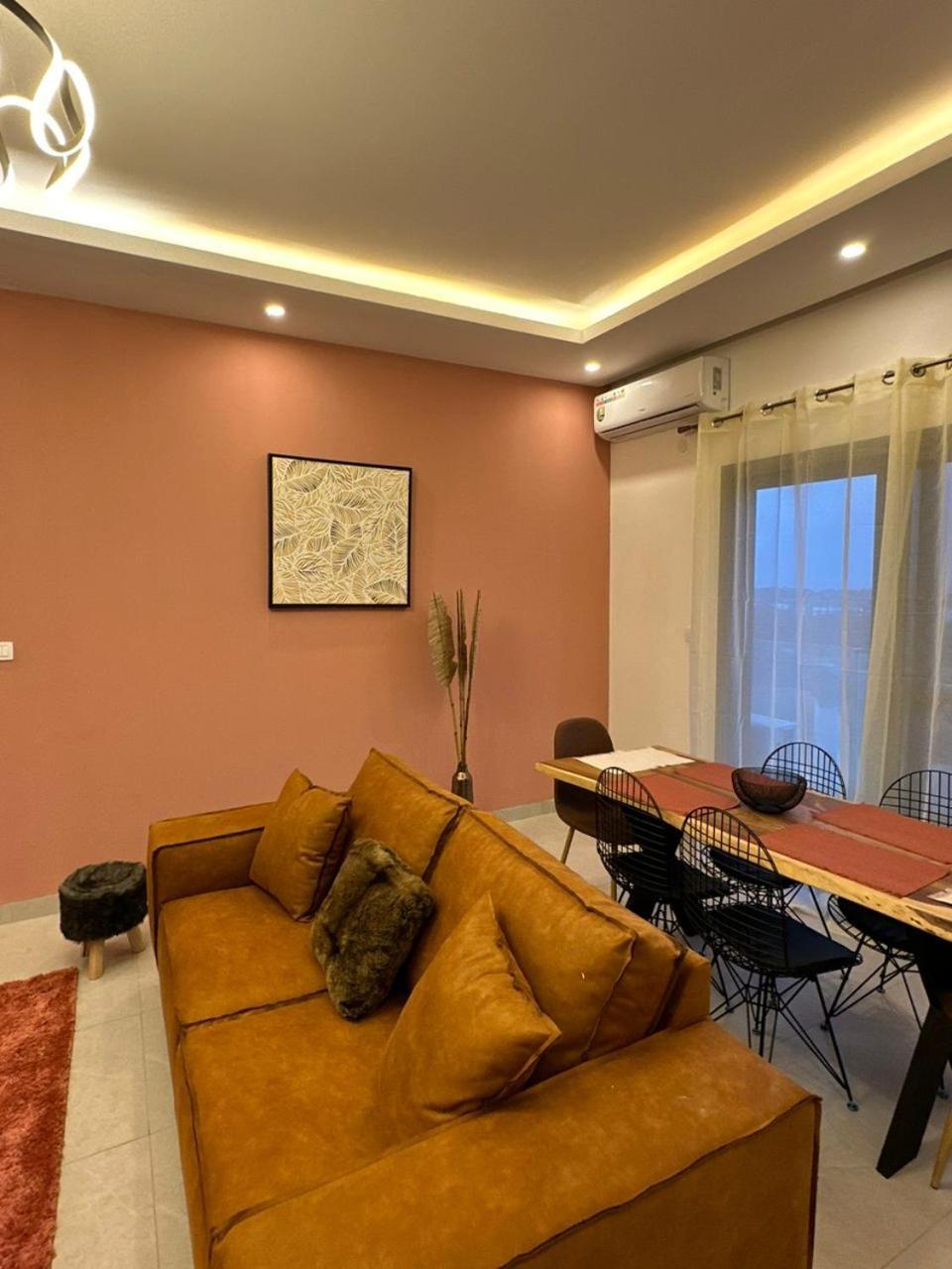Luxueux - 2 Pieces Ou 4 Pieces - Quartiers Prises D'almadies Et Ngor