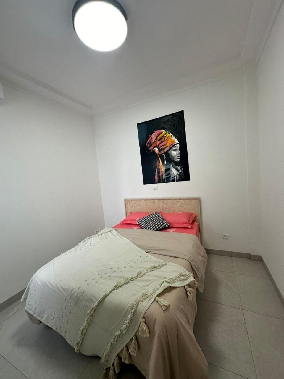 Luxueux - 2 Pieces Ou 4 Pieces - Quartiers Prises D'almadies Et Ngor